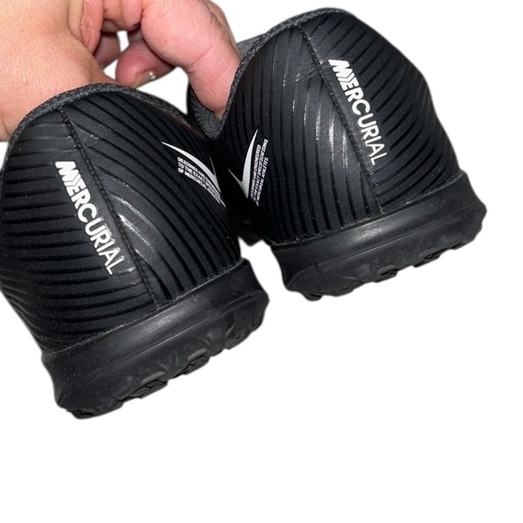 Nike Mercurial Indoor Soccer Cleats 13.5 Little Boy - Picture 11 of 14